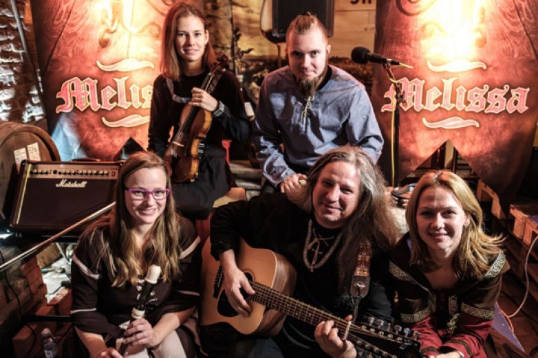 Melissa vydala prvn&iacute; singl v nov&eacute; sestavě