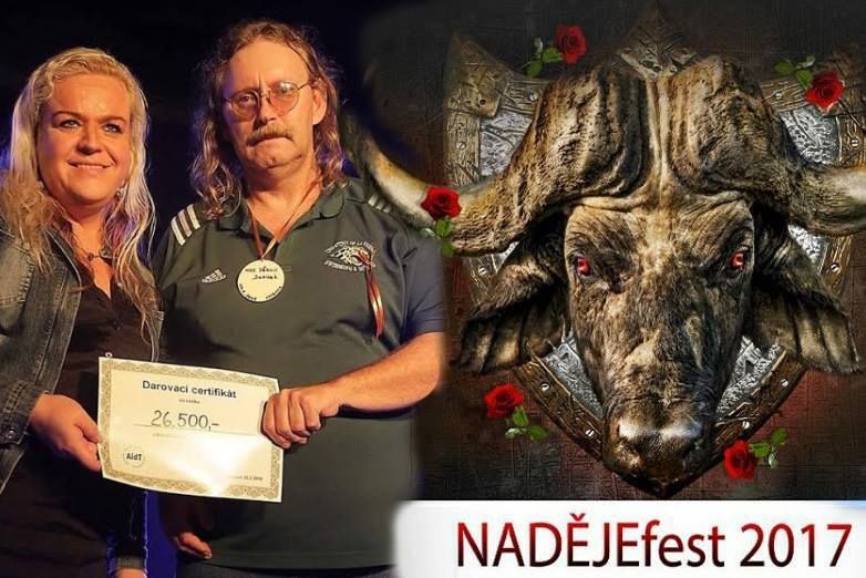 &Scaron;of&eacute;r se srdcem, ten tvrdej chleba m&aacute; aneb NADĚJEfest um&iacute;r&aacute; posledn&iacute;!  /Rockeři za oponou/