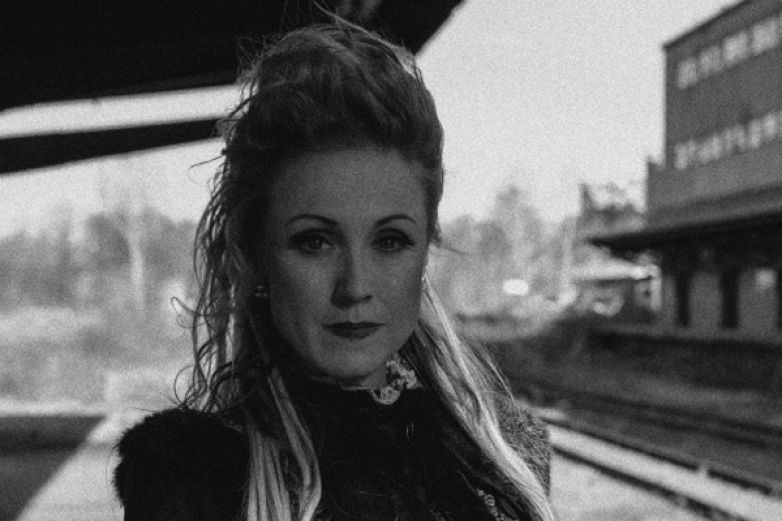 Tajemn&aacute; Ambra CIF