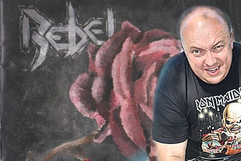 Rebeluj&iacute;c&iacute; Krvav&aacute; růže