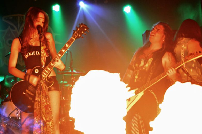 Hairy Groupies nepře&scaron;lapuj&iacute; na m&iacute;stě