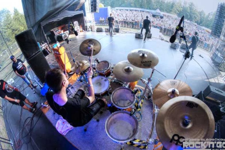 zak&aacute;zan&Yacute;ovoce, Reckless a Zastodeset vyjeli na společn&eacute; turn&eacute;