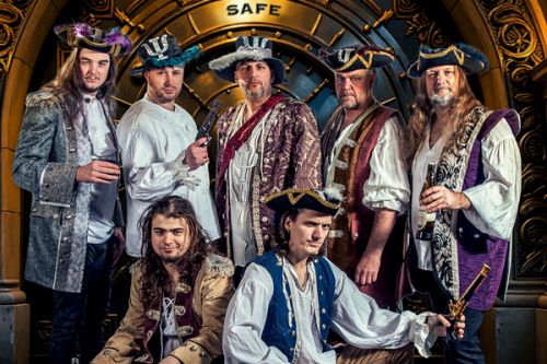 Loupežn&iacute;ci z YBCA udeřili znovu: klip &bdquo;Na prahu&ldquo; otev&iacute;r&aacute; dal&scaron;&iacute; kapitolu