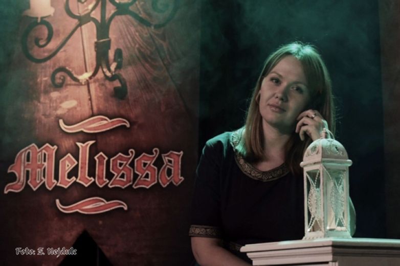 Zpěvačka Melissy Lucka Strnadov&aacute; : &bdquo;Pokud to neuzp&iacute;v&aacute;m, nem&aacute;m na p&oacute;diu co dělat.&ldquo;