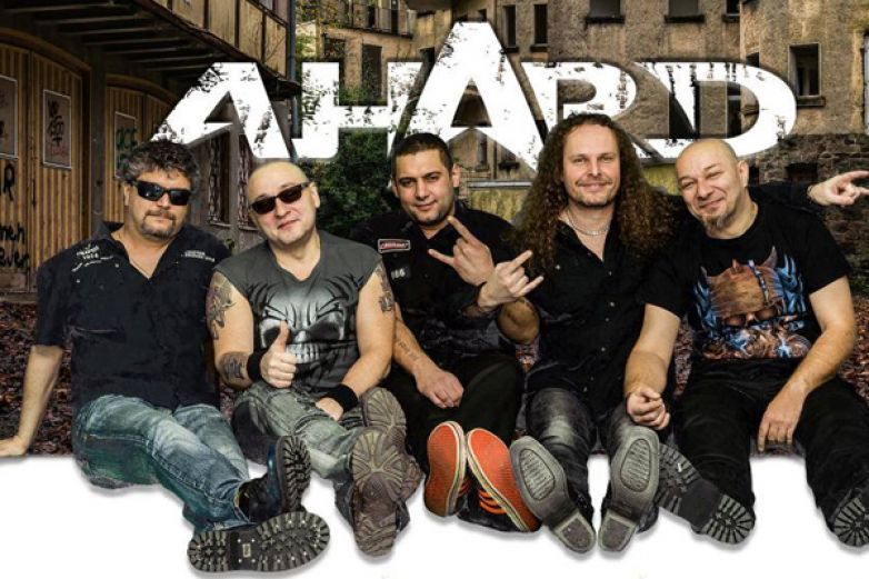 Ahard v př&iacute;pravě na nov&eacute;, již čtvrt&eacute; řadov&eacute; CD.