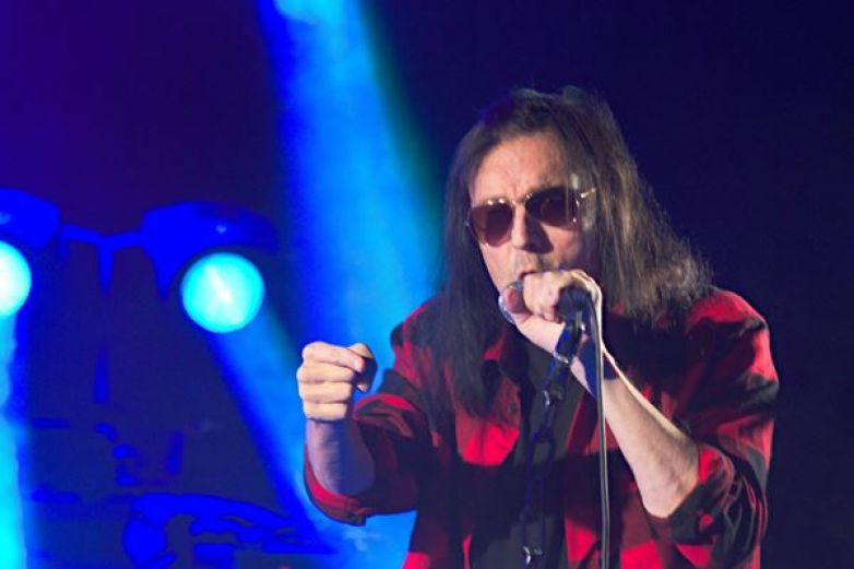 Alfa prožila Zemětřesen&iacute;