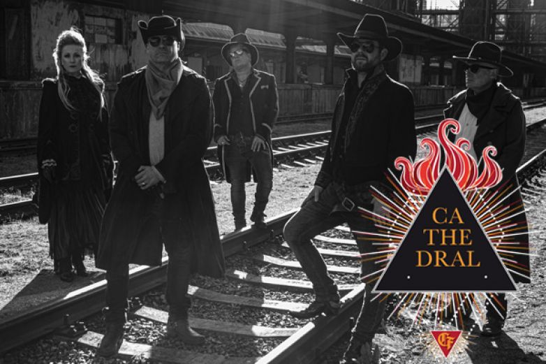 Pověste mě v&yacute;&scaron; a pohřběte hluboko &ndash; Cathedral In Flames