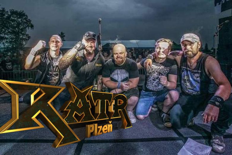 KATR fini&scaron;uje s nov&yacute;m albem &bdquo;Divnej svět&ldquo; &ndash; tvrd&eacute; riffy, modern&iacute; zvuk a srdce na spr&aacute;vn&eacute;m m&iacute;stě