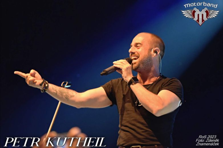 O kapele Motorband jsem sly&scaron;el poprv&eacute;, když jsem začal chodit na konzervatoř ...