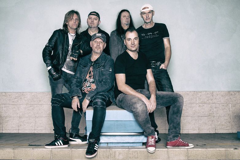 Seven slav&iacute; 25. narozeniny