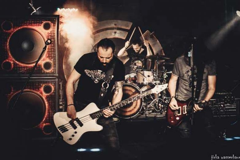 GATE Crasher přich&aacute;zej&iacute; s nov&yacute;m klipem Laaaska