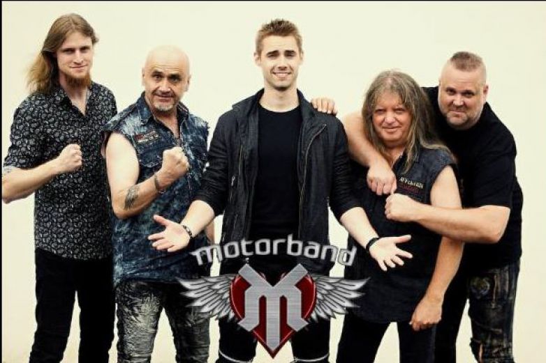 Poř&aacute;d to vypad&aacute; nadějně