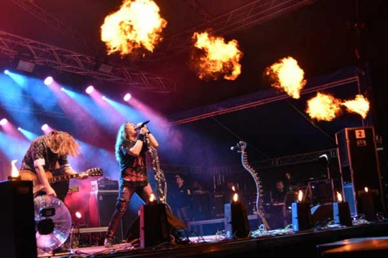 Obl&iacute;ben&yacute; Friendly Festival Fryyfest 2019 ovl&aacute;dl Bakov nad Jizerou!