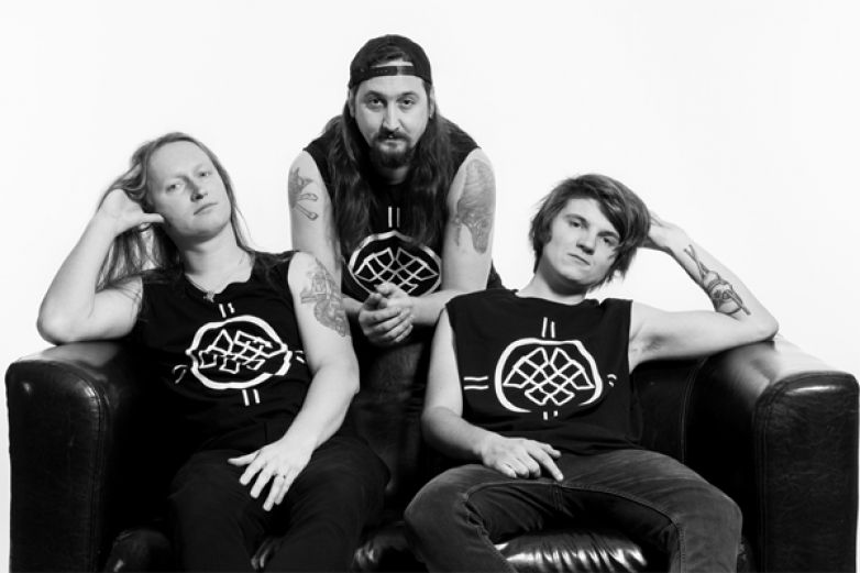 Witch Hammer l&aacute;kaj&iacute; nov&yacute;m klipem na chystanou desku!