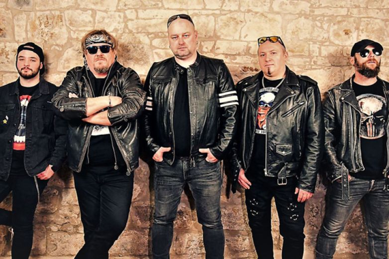 Trilobit-Rock dokazuje že t&aacute;hne za JEDNO LASO