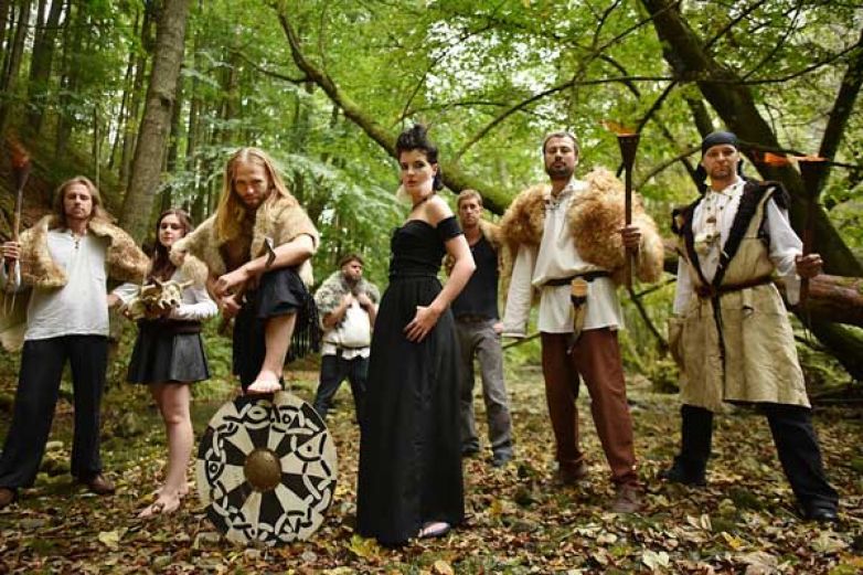 WOLFARIAN maj&iacute; nov&eacute; live video!