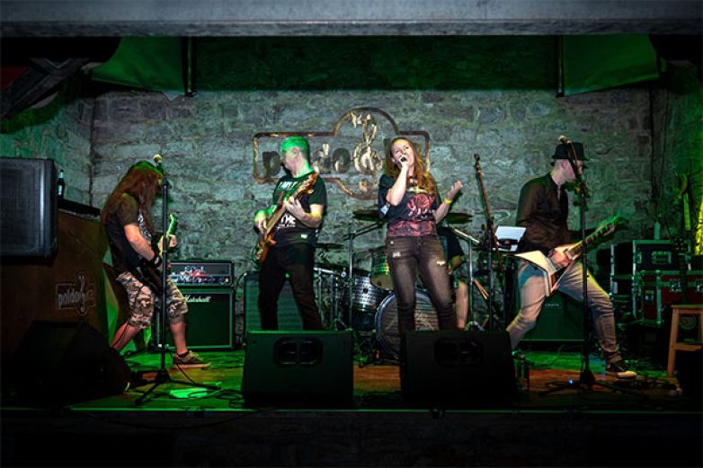 Kowar: buď to m&aacute; tah, nebo to nem&aacute; smysl