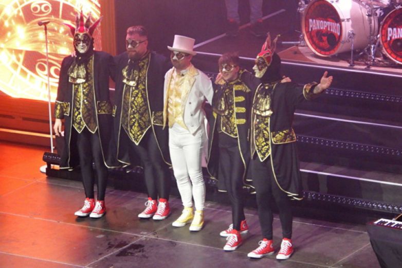 Panoptiko vyprodalo Forum Karl&iacute;n: velkolep&aacute; show bez slab&eacute;ho m&iacute;sta a křest alba Nirvana