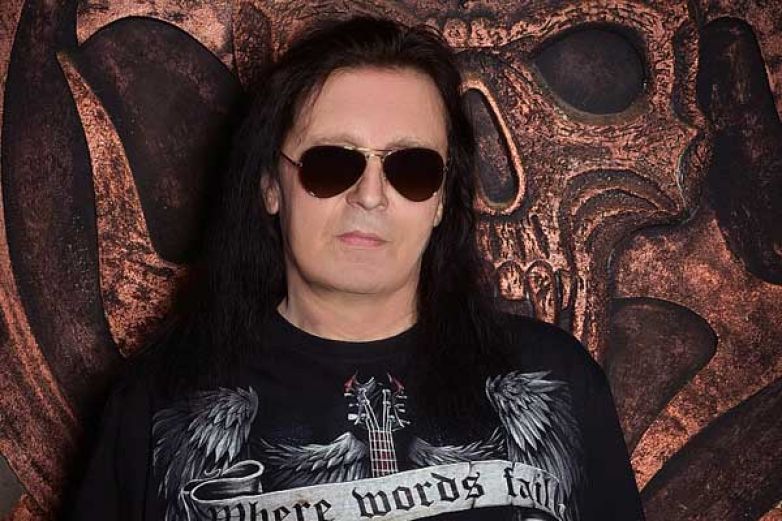 Prvn&iacute;m rockerem na česk&eacute; po&scaron;tovn&iacute; zn&aacute;mce bude Ale&scaron; Brichta. Zn&aacute;mky pokřt&iacute; Petr Janda