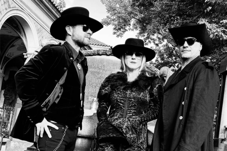 Cathedral in Flames se vrac&iacute; se sv&yacute;m gothic rockem