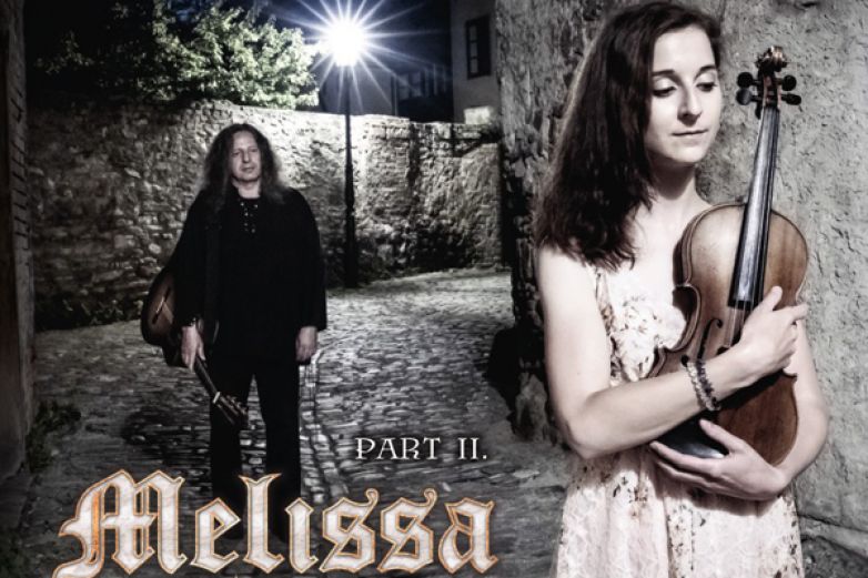 Melissa na dvou front&aacute;ch