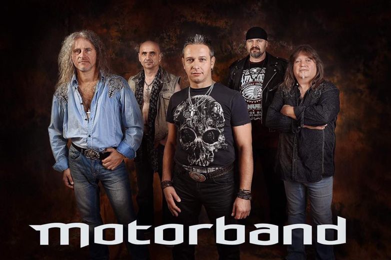 Balada o tom, jak sny se pln&iacute;, ledy se l&aacute;mou a domov svůj nach&aacute;z&iacute;m &ndash; MOTORBAND