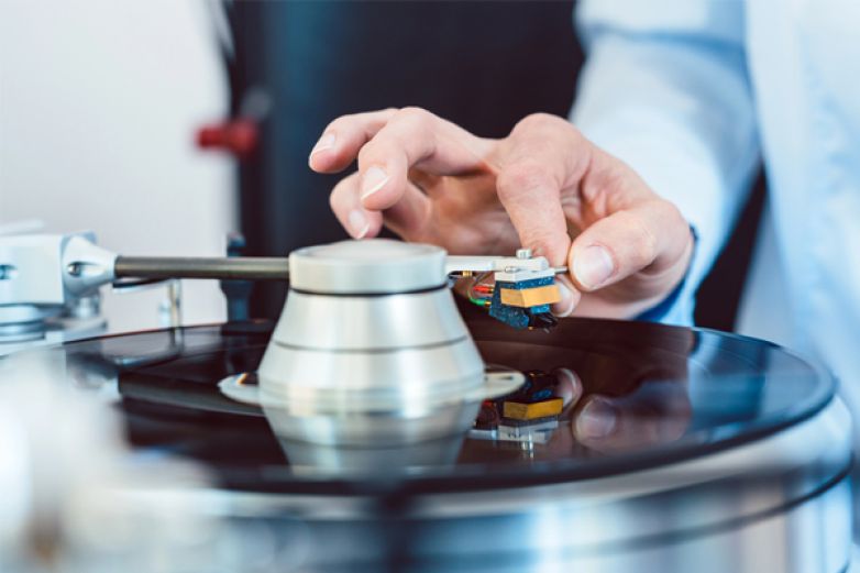 Vinyl versus CD: Když poslech hudby nen&iacute; jen o zvuku, ale o z&aacute;žitku