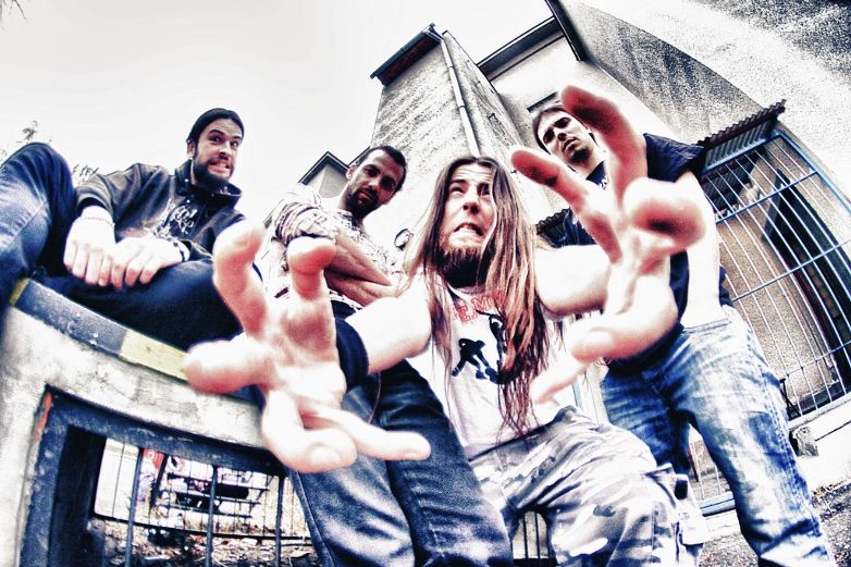 Spreading Dread - &Scaron;&iacute;ř&iacute;c&iacute; se hrůza