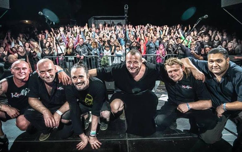 Komun&aacute;l &ndash; ANO či NE?