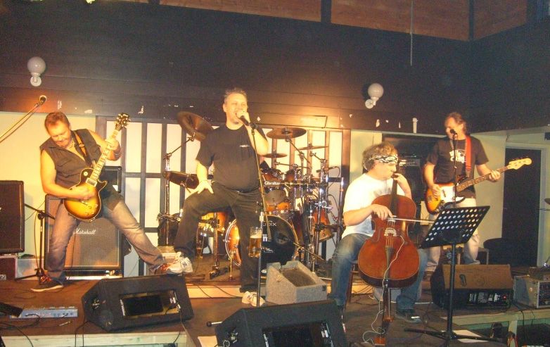 ANOPHELES - ROCKOV&Yacute; KOM&Aacute;R Z KLADNA