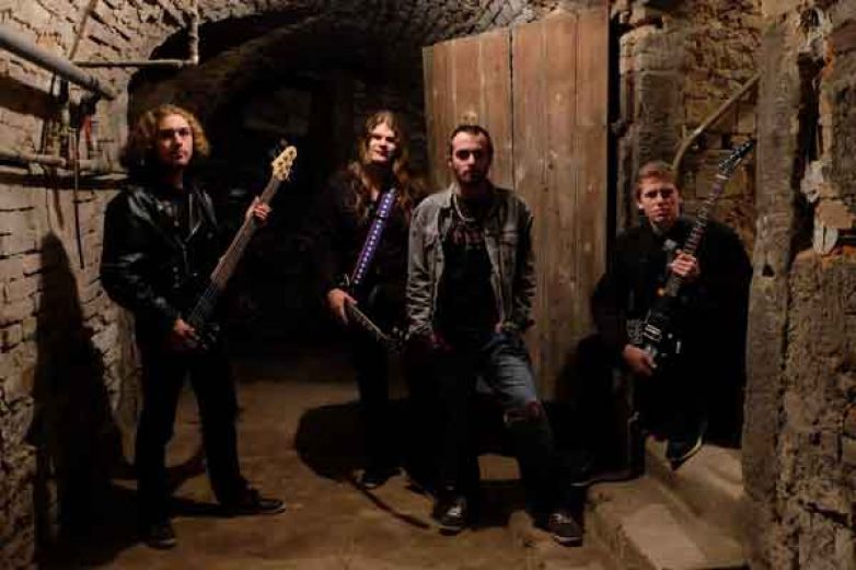 Rockov&yacute; ejakulovan&yacute; Grandi&oacute;zn&iacute; emocion&aacute;ln&iacute; n&aacute;řez!!!