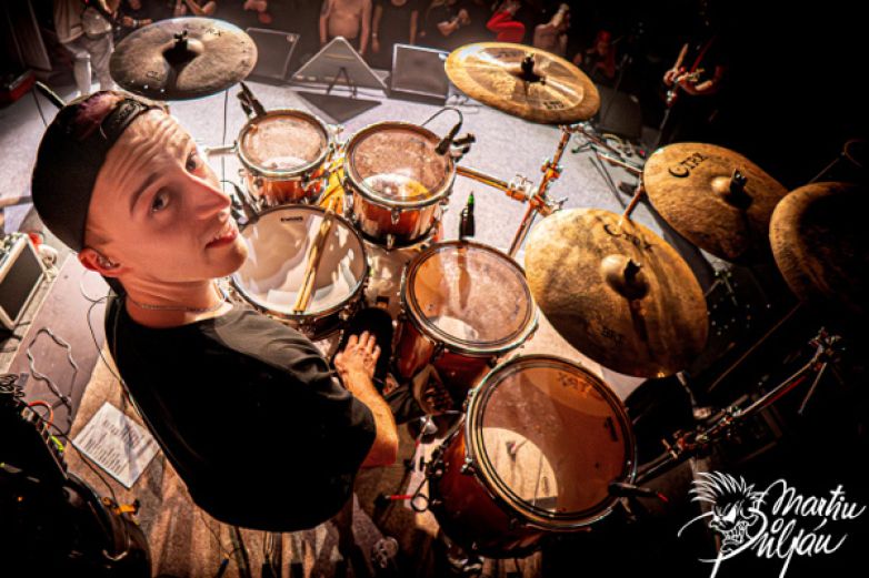 Dobro i zlo je v každ&eacute;m z n&aacute;s, tvrd&iacute; Martin Semr&aacute;d v nov&eacute;m singlu Jekyll &amp; Hyde