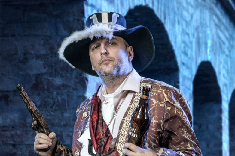 S Parambou o YBCA a YMCA