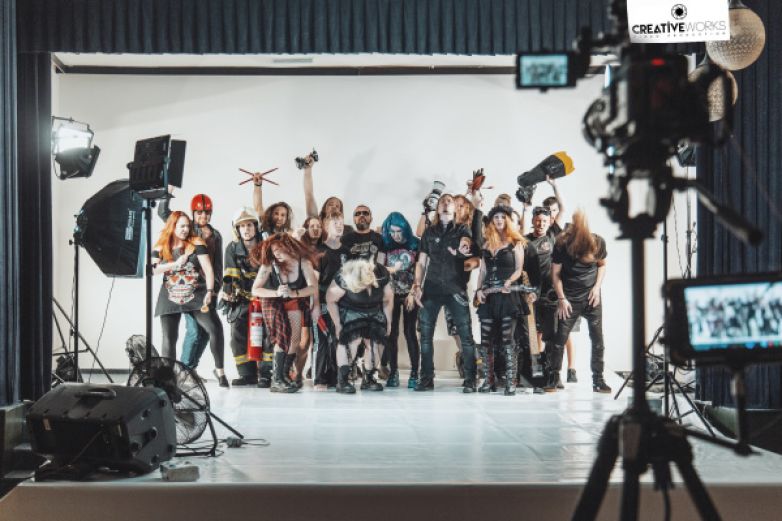 GATE Crasher zveřejnila nov&yacute; singl a klip