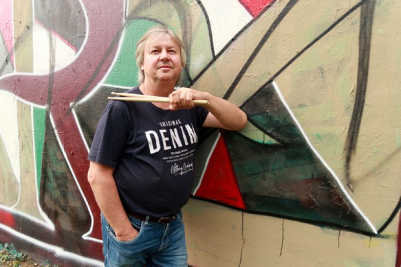 Rozhovor s Liborem &Scaron;koln&yacute;m, buben&iacute;kem a zpěv&aacute;kem otrokovick&eacute; rockov&eacute; kapely GAIA