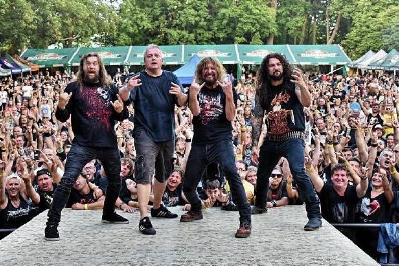 Posledn&iacute; dvě zast&aacute;vky Československ&eacute;ho tour II. zavedou Debustrol a Hypnos na severov&yacute;chod Čech